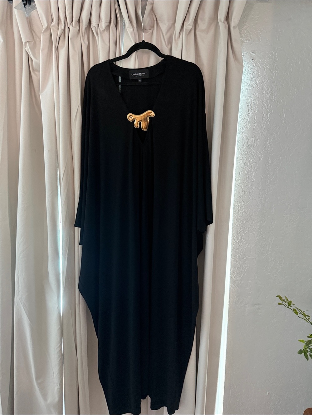 Cynthia Rowley Black Maxi Kaftan Dress with V-Neck